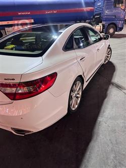 هيونداي أزيرا
